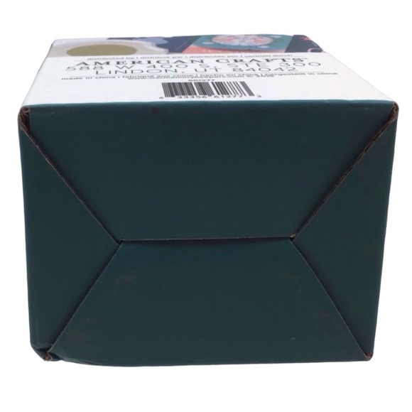 We R Memory Keeper Clear-Cut Butterfly Punch (NWT) - Picture 7 of 9